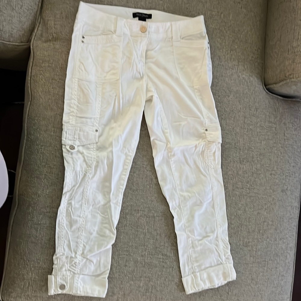 White House Black Market White Cropped Pants Size 00